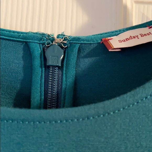 Aritzia Sunday Best stylish green dress - Picture 4 of 6